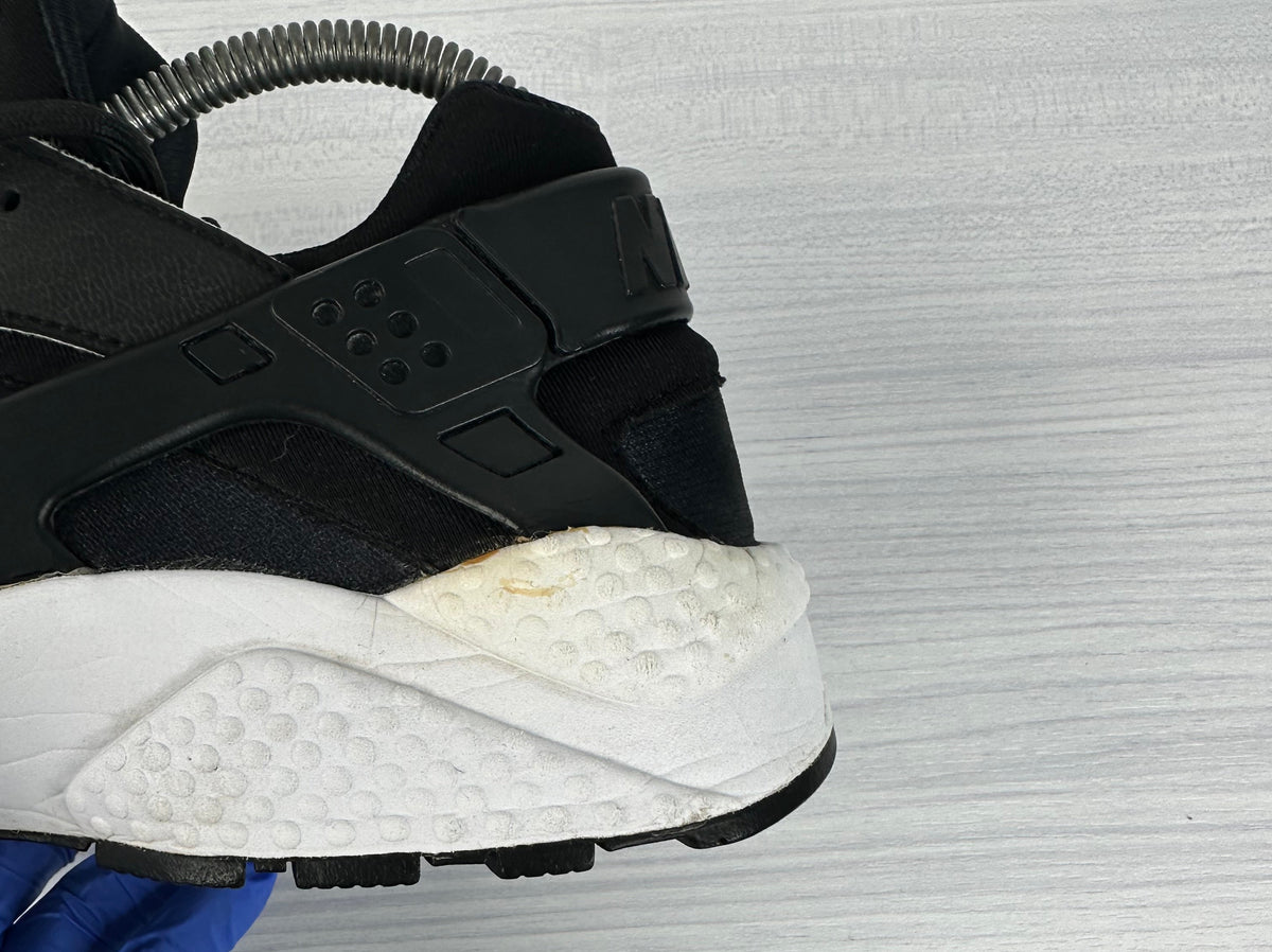 Nike Air Huarache Black White - UK 6.5