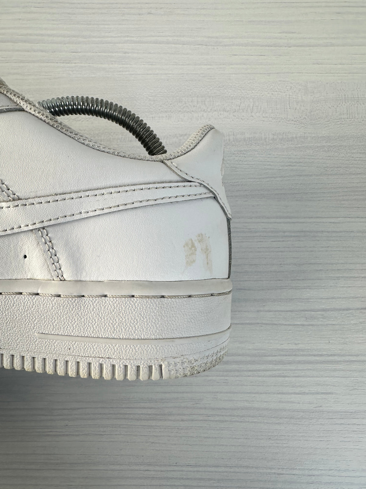 Nike Air Force 1 White - UK 6