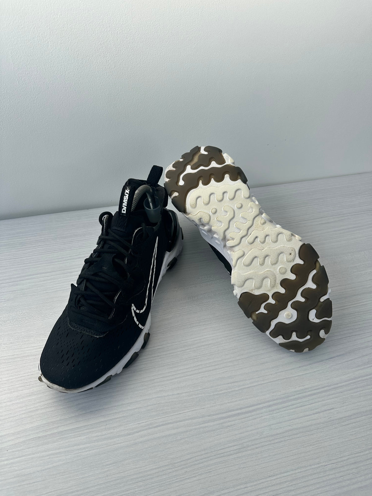 Nike React Vision Black White — UK 6.5