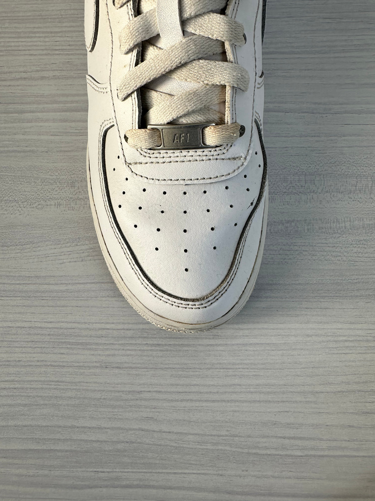 Nike Air Force 1 White - UK 6