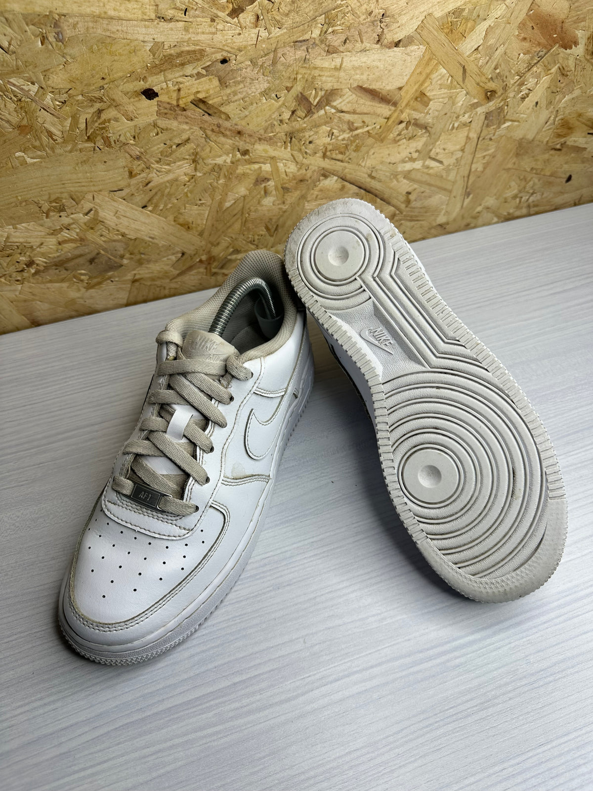 Nike Air Force 1 White - UK 6