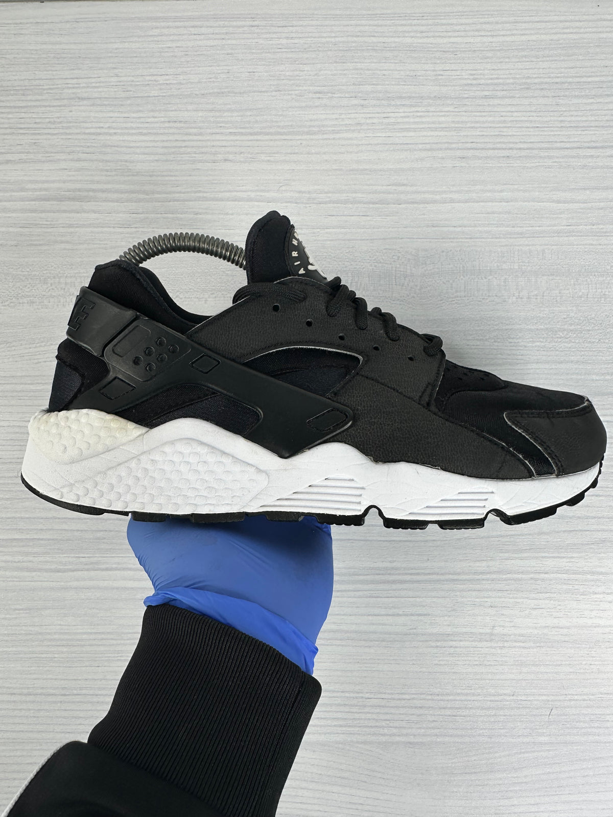 Nike Air Huarache Black White - UK 6.5