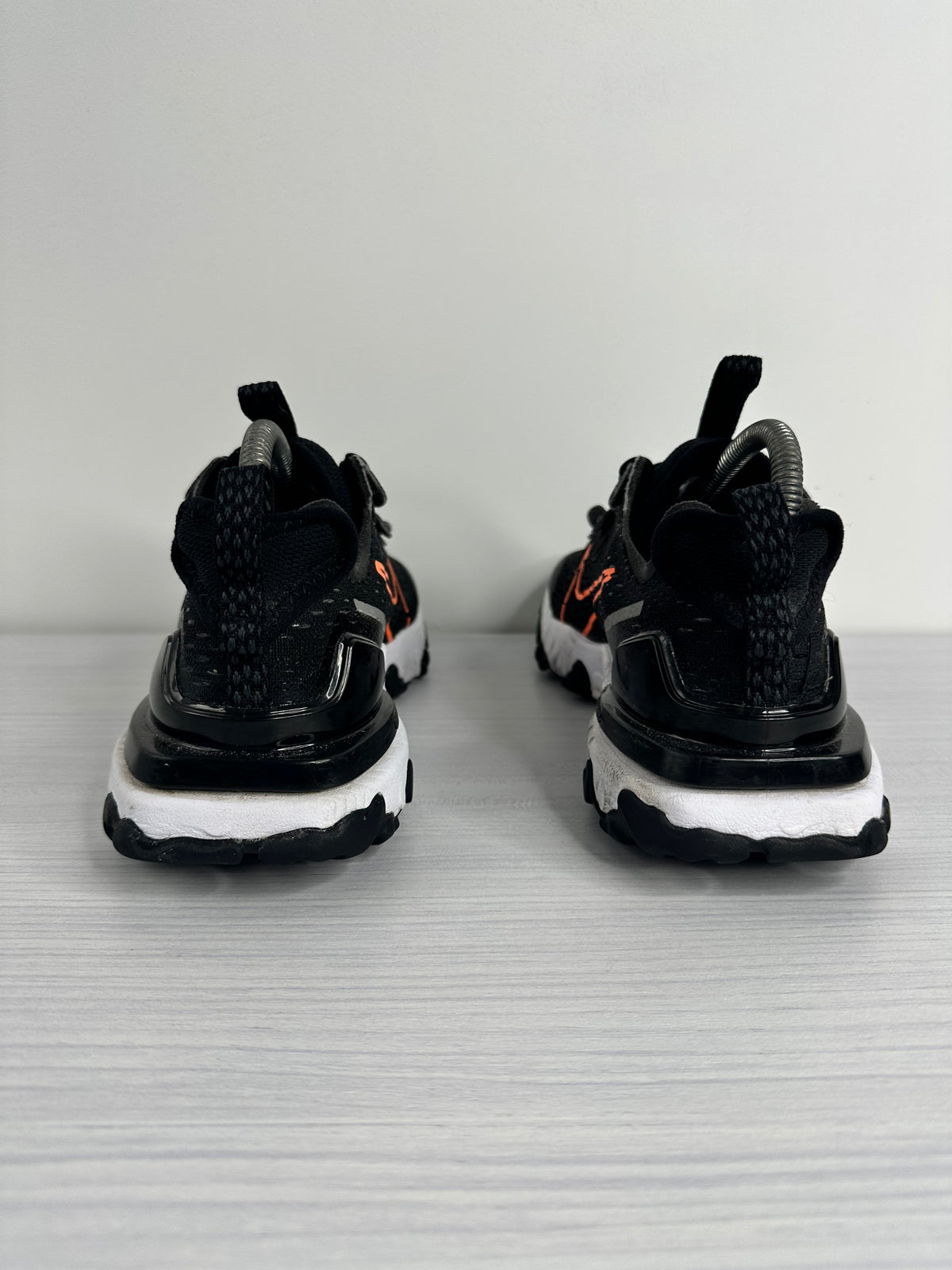 Nike React Vision Black Orange - UK 6