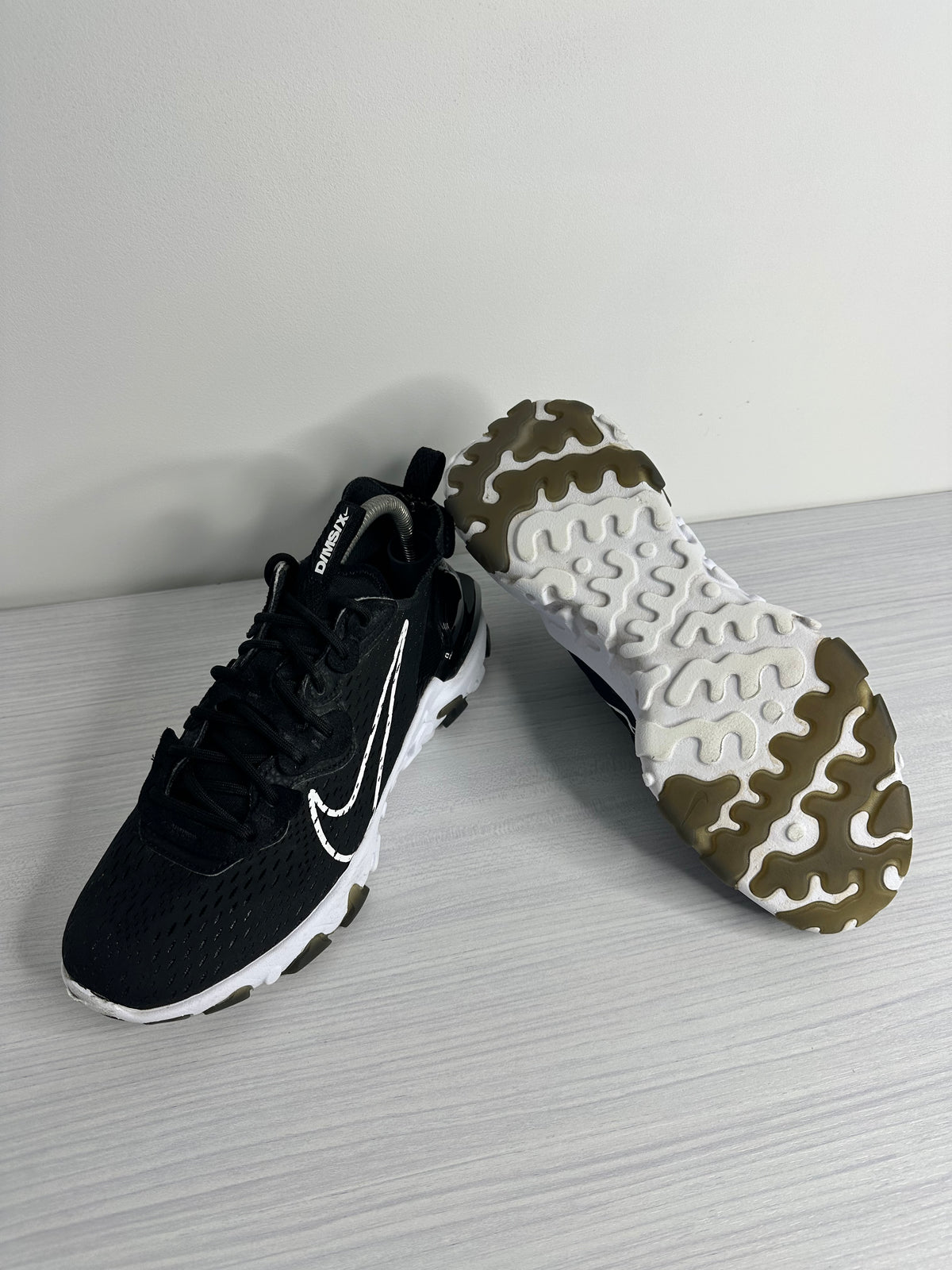 Nike React Vision Black White - UK 6