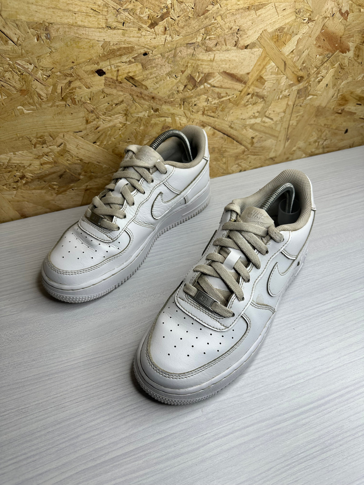 Nike Air Force 1 White - UK 6