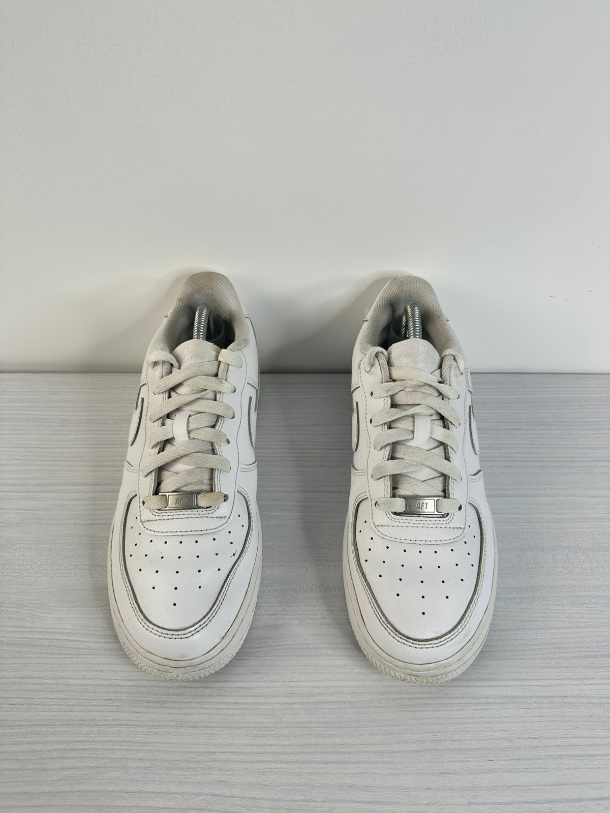 Nike Air Force 1 White - UK 6